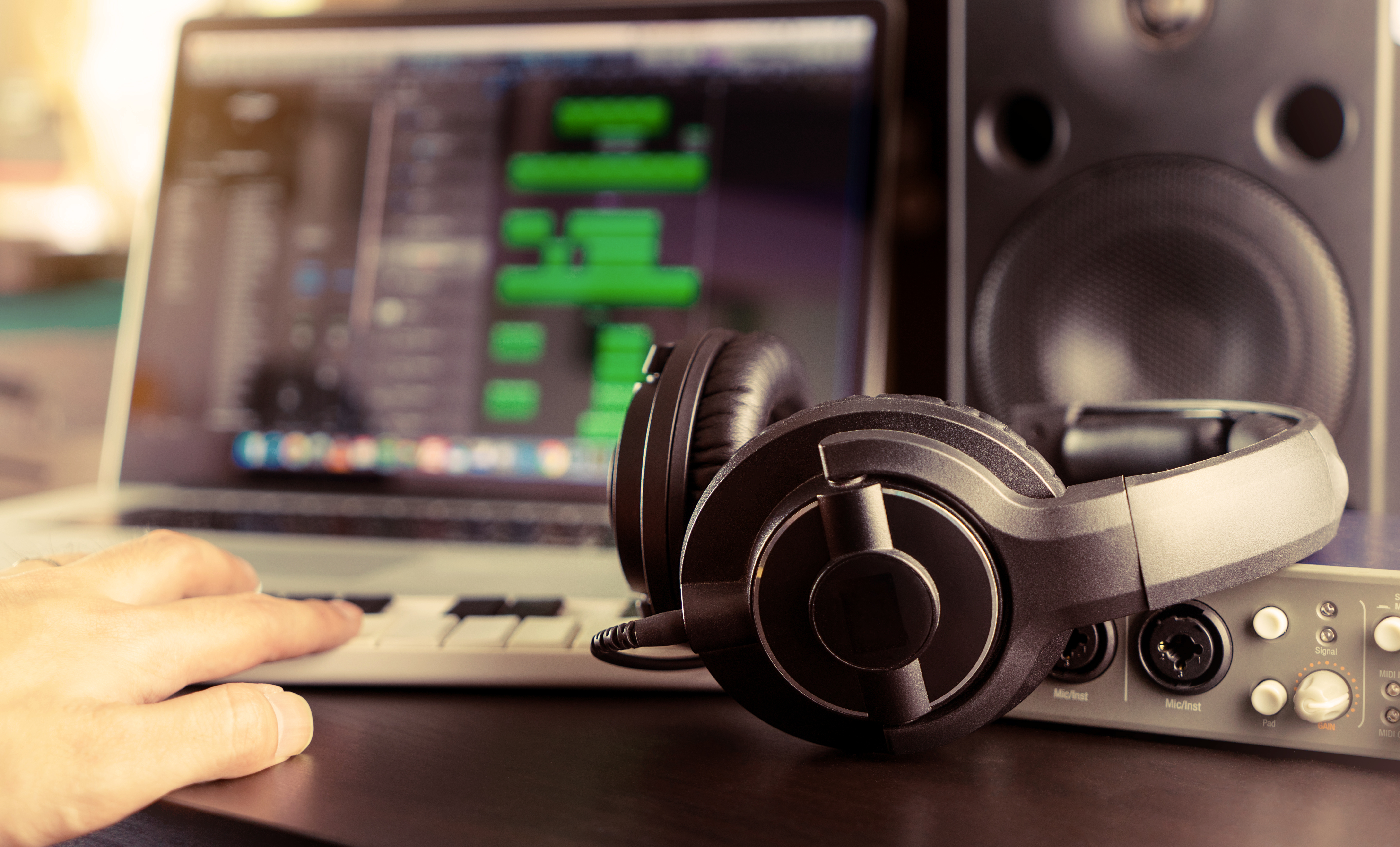 helping kids record guitar music